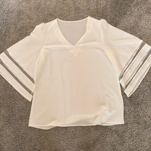 Whit bell sleeve dress top